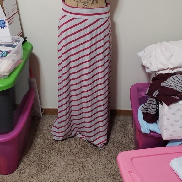 Faded Glory Dresses & Skirts - 2xl pink and gray maxi dress.